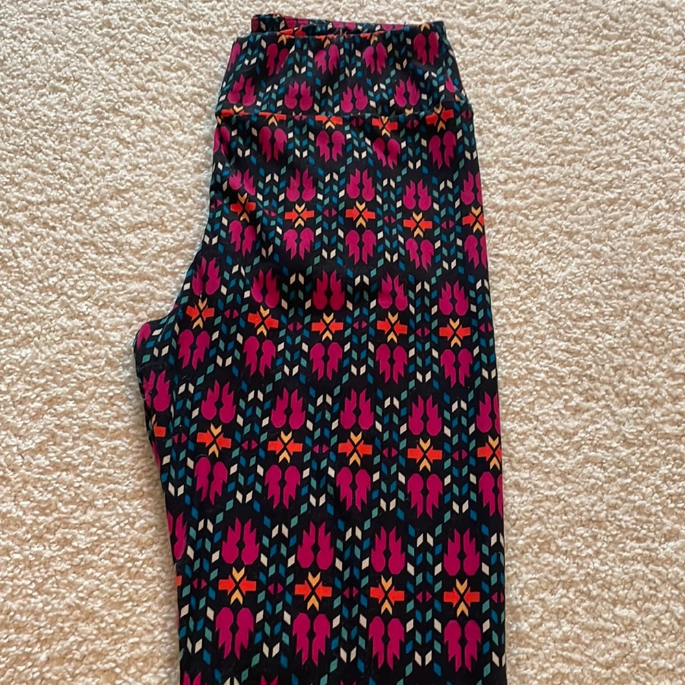 LuLaRoe OS leggings